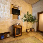 ホテル Design Cave