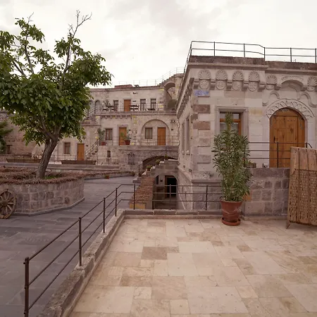 Design Cave Hotel