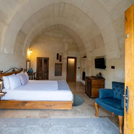 Design Cave 4*