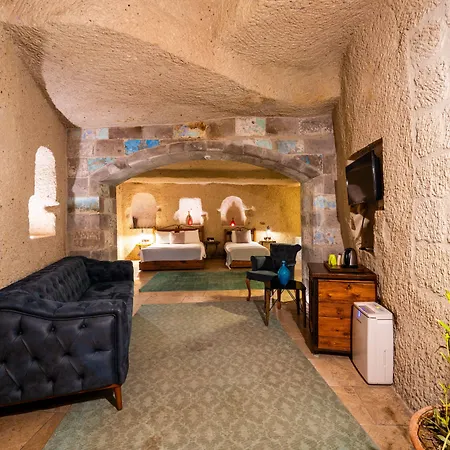 Design Cave 4*
